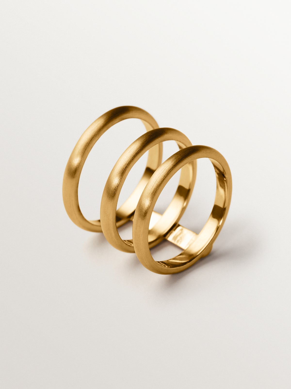 Anillo triple de plata 925 bañada en oro amarillo de 18K