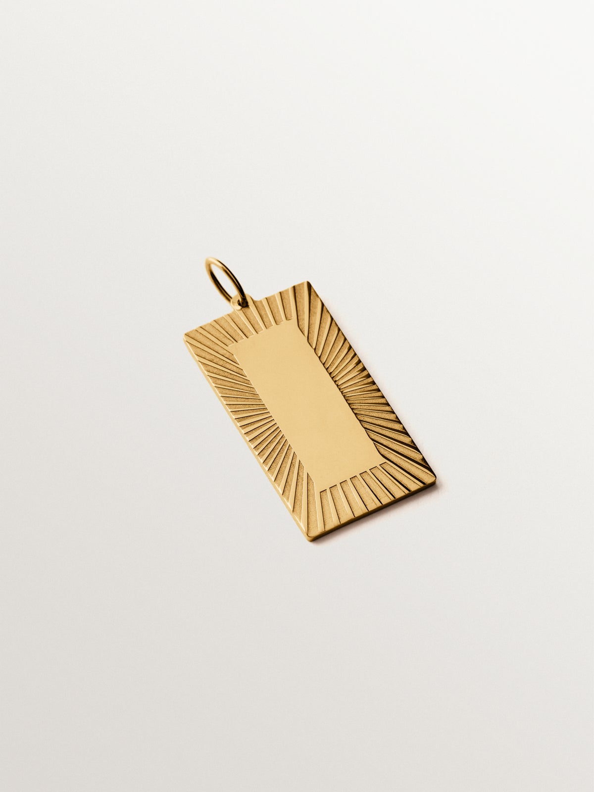 Charm personalizable de plata 925 bañada en oro de 18K