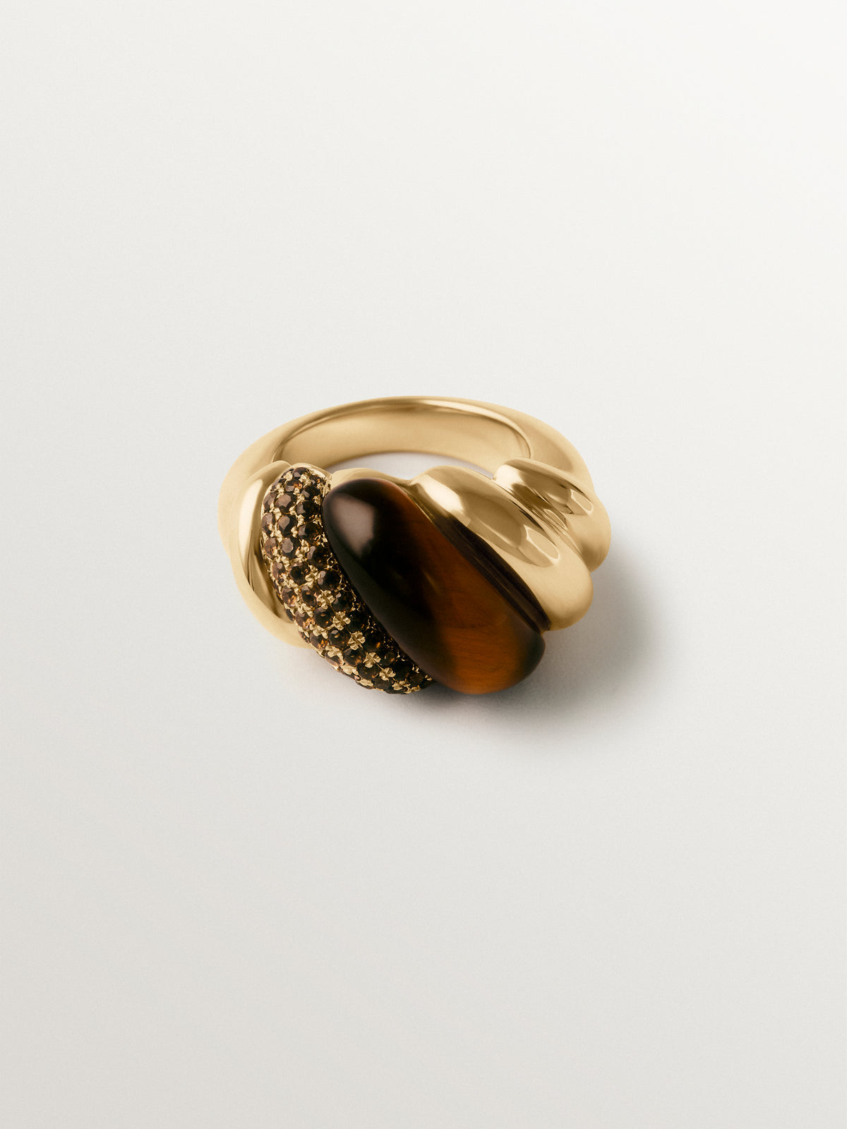 Anillo de plata 925 con baño de oro amarillo de 18K, cuarzos fumé y ojo de tigre