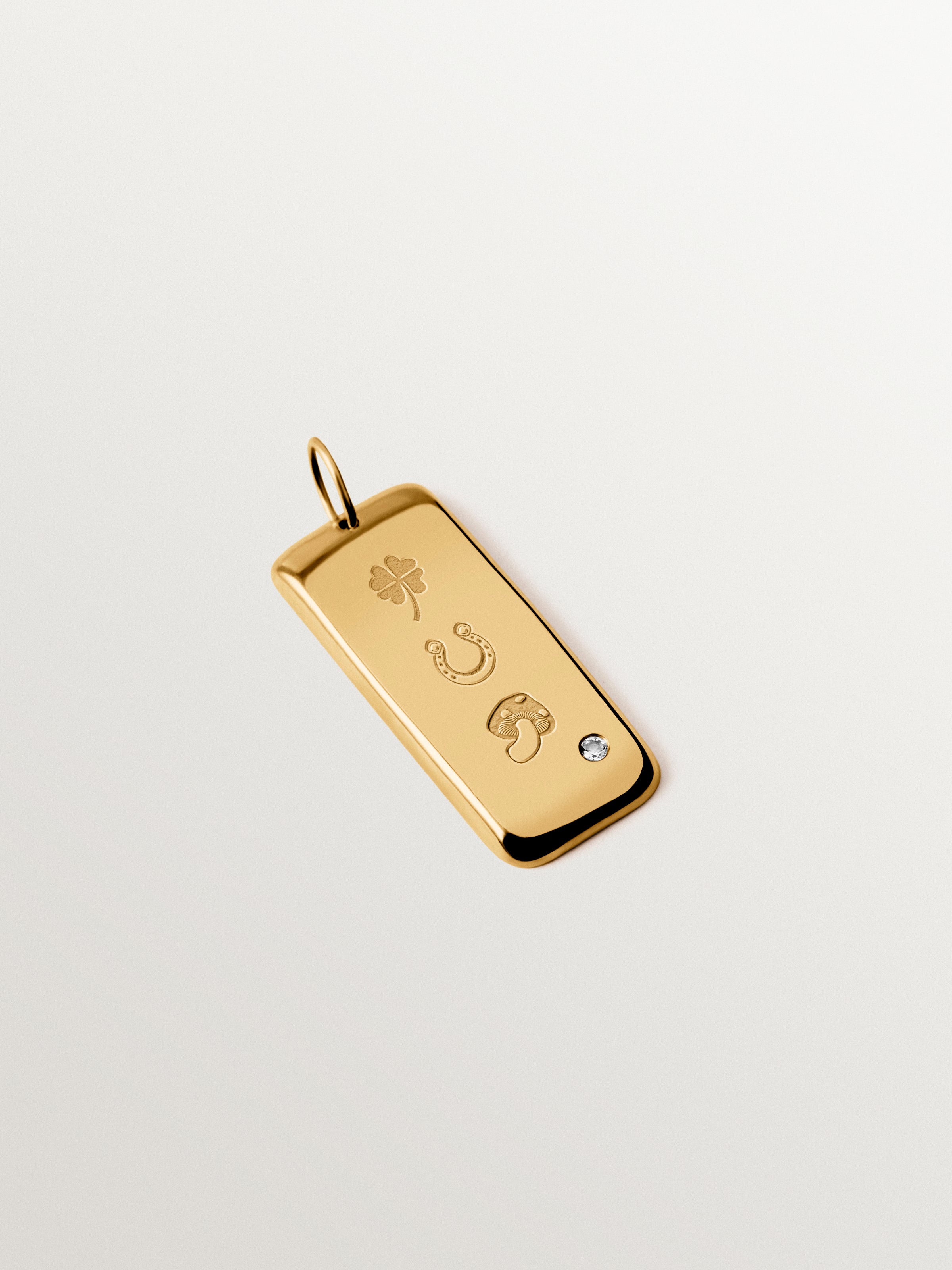 Customizable 925 silver charm plated in 18K yellow gold with zirconia