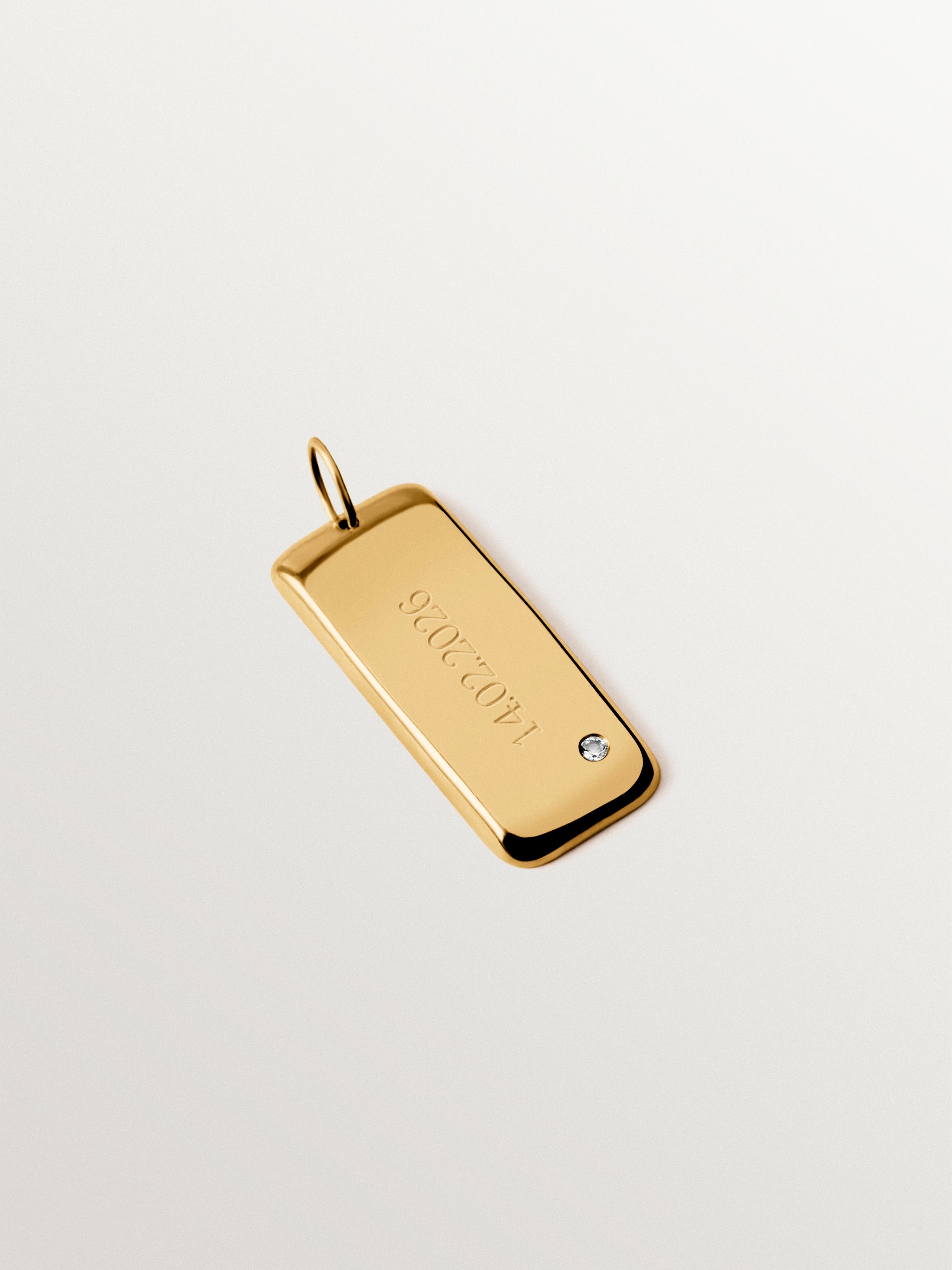 Customizable 925 silver charm plated in 18K yellow gold with zirconia