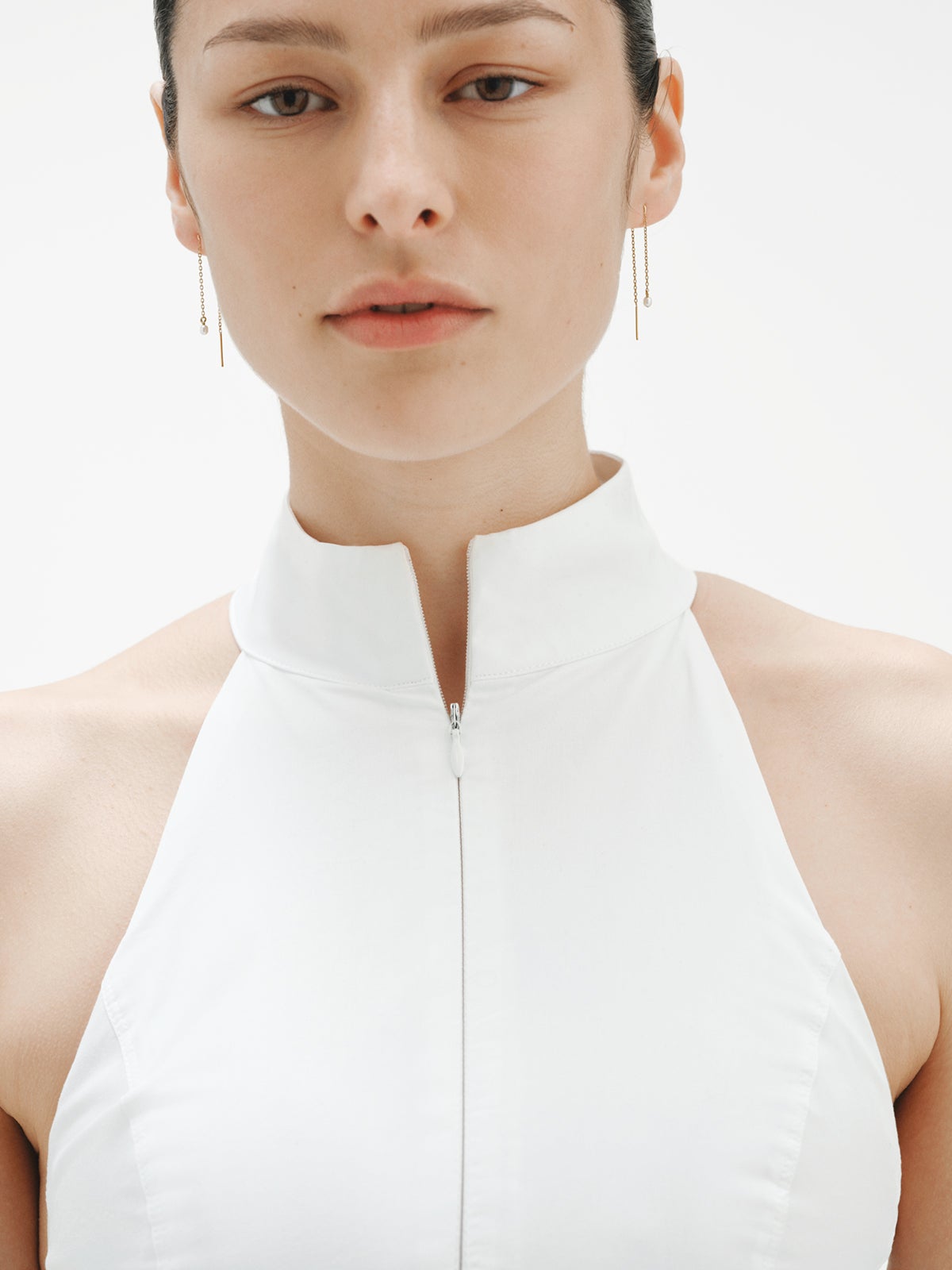 Pendientes largos de plata 925 bañada en oro amarillo de 18K con perlas