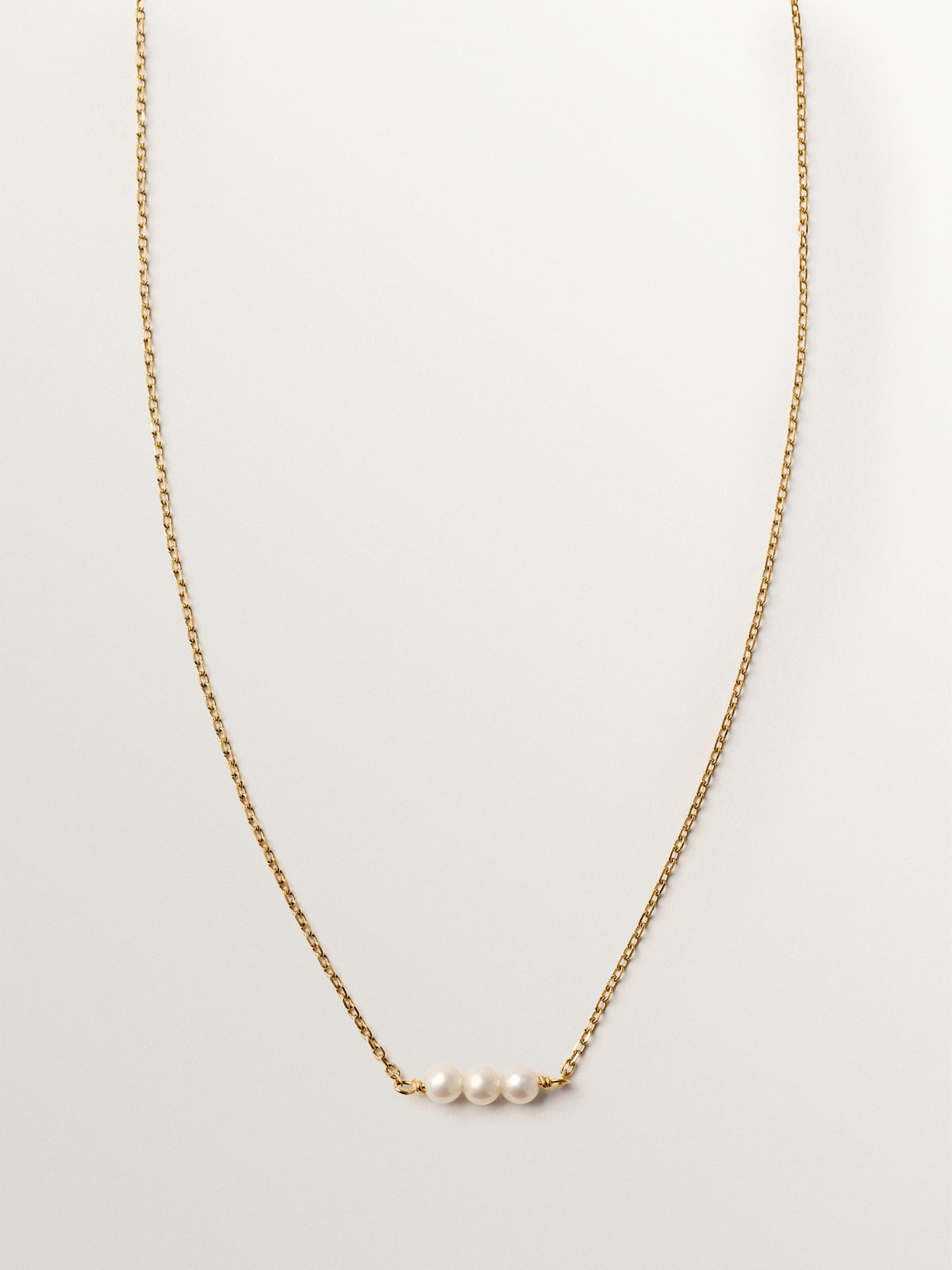 Collar de plata 925 bañada en oro amarillo de 18K con perlas