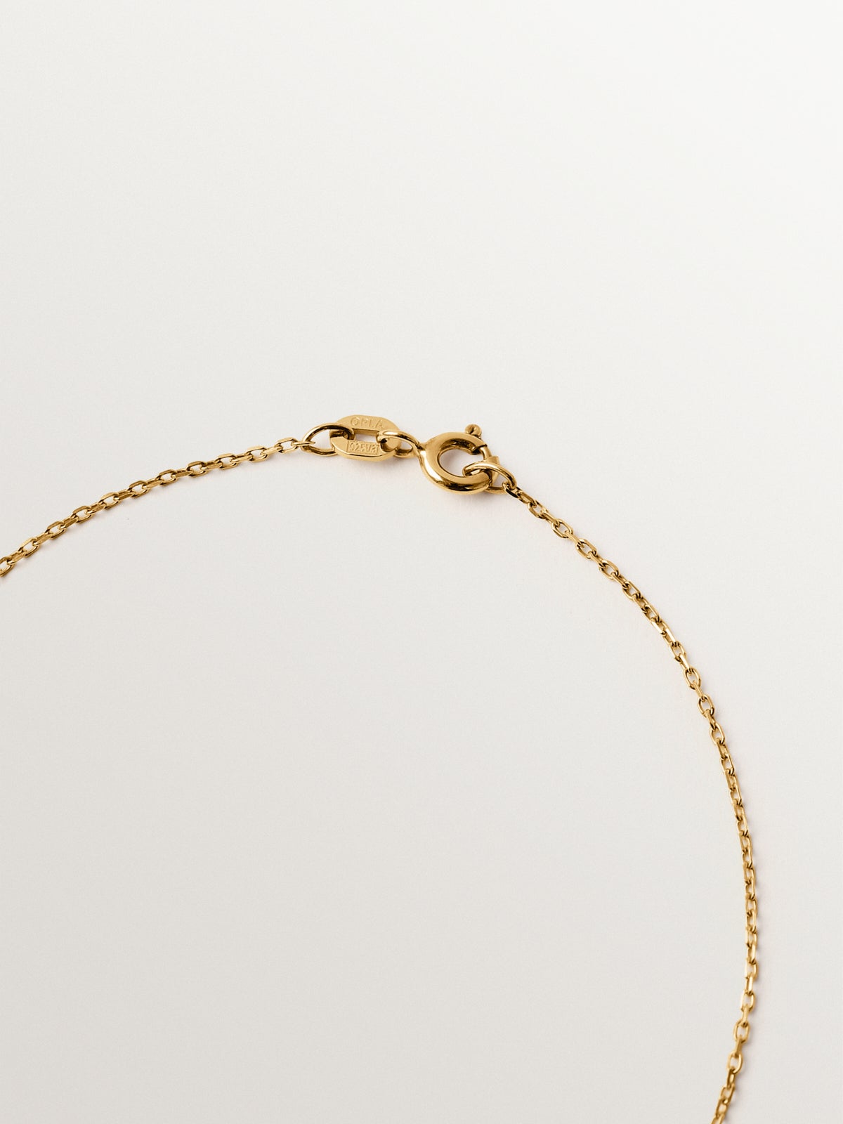 Collar de plata 925 bañada en oro amarillo de 18K con perlas