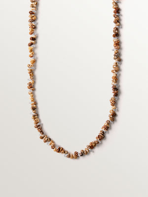 Collar de plata 925 bañada en oro amarillo de 18K con conchas marrones y cristales