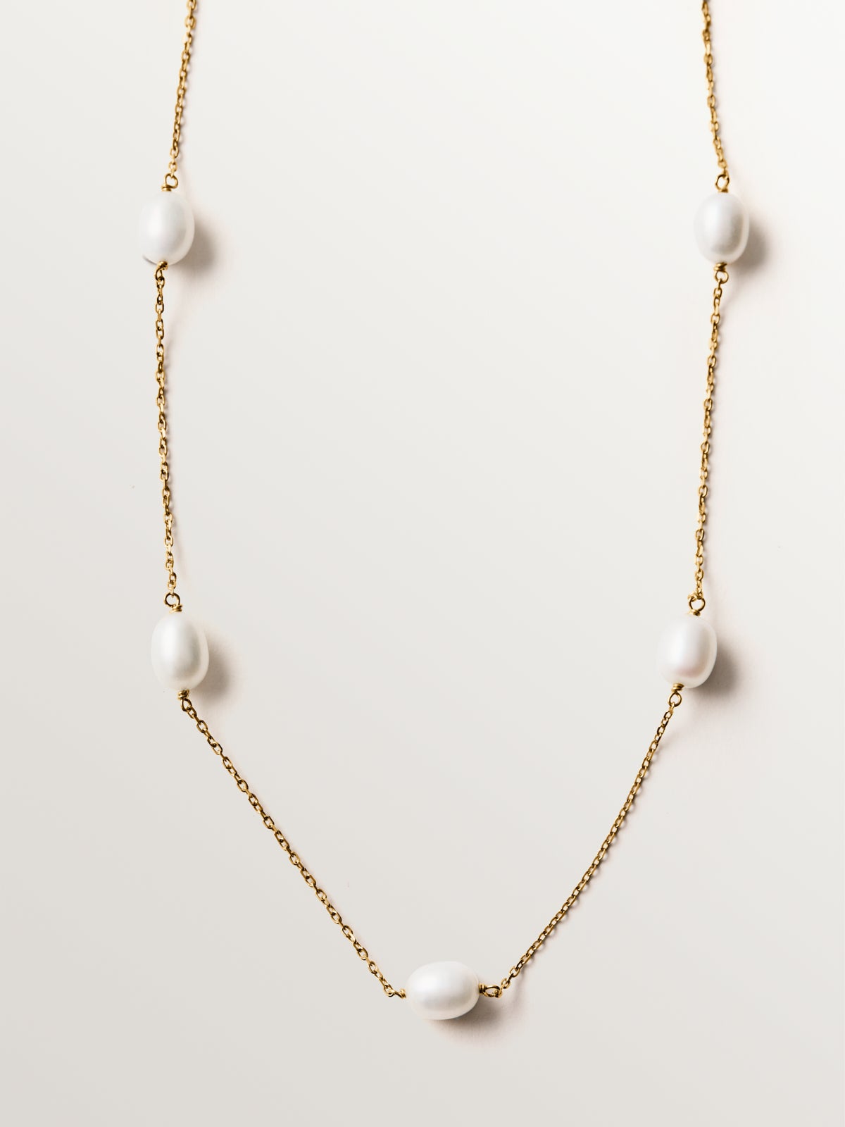 Colgante de plata 925 bañada en oro amarillo de 18K con perlas