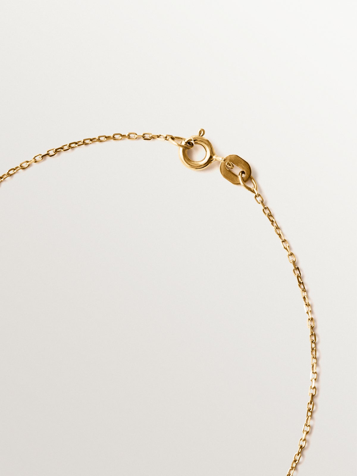 Colgante de plata 925 bañada en oro amarillo de 18K con perlas