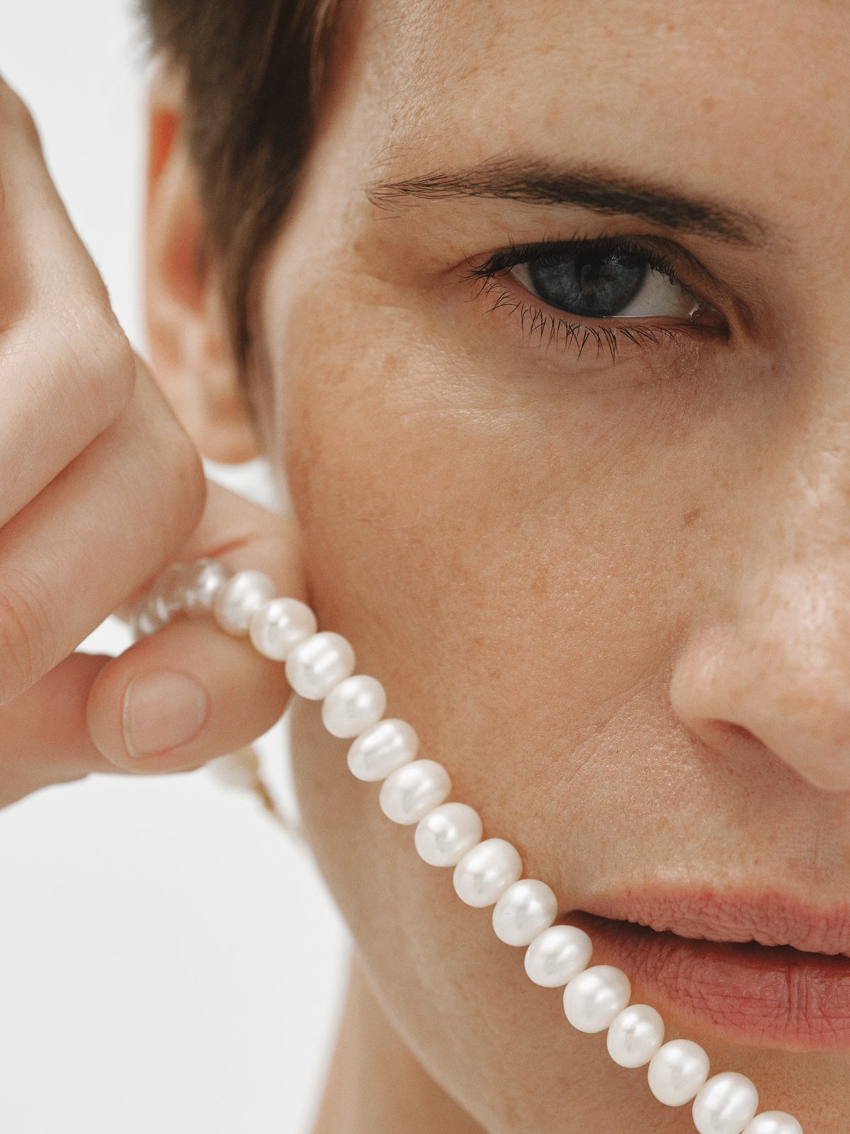 Collar de plata 925 bañada en oro amarillo de 18K con perlas