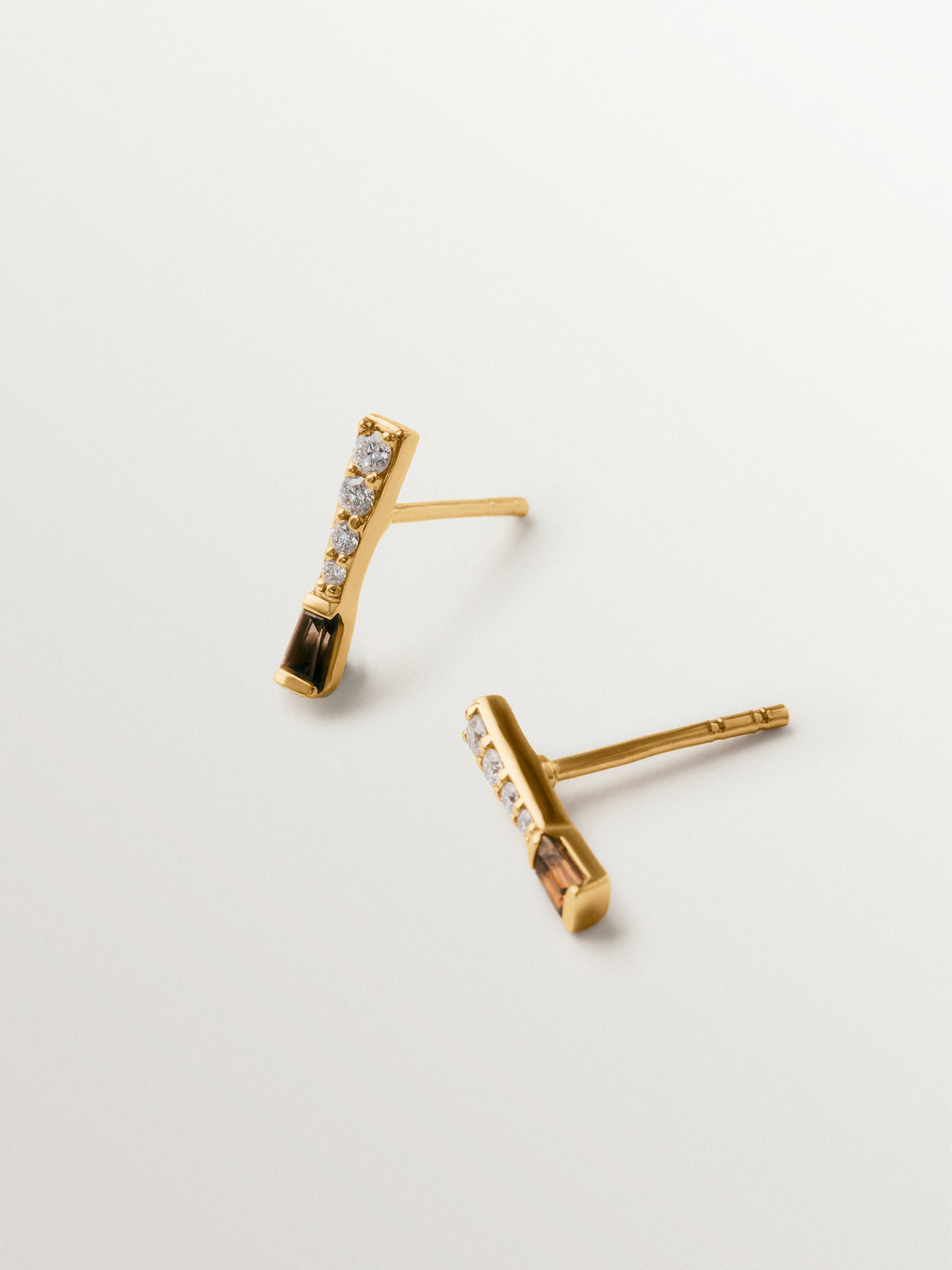 Pendientes de oro amarillo de 9K con diamantes y cuarzos marrones