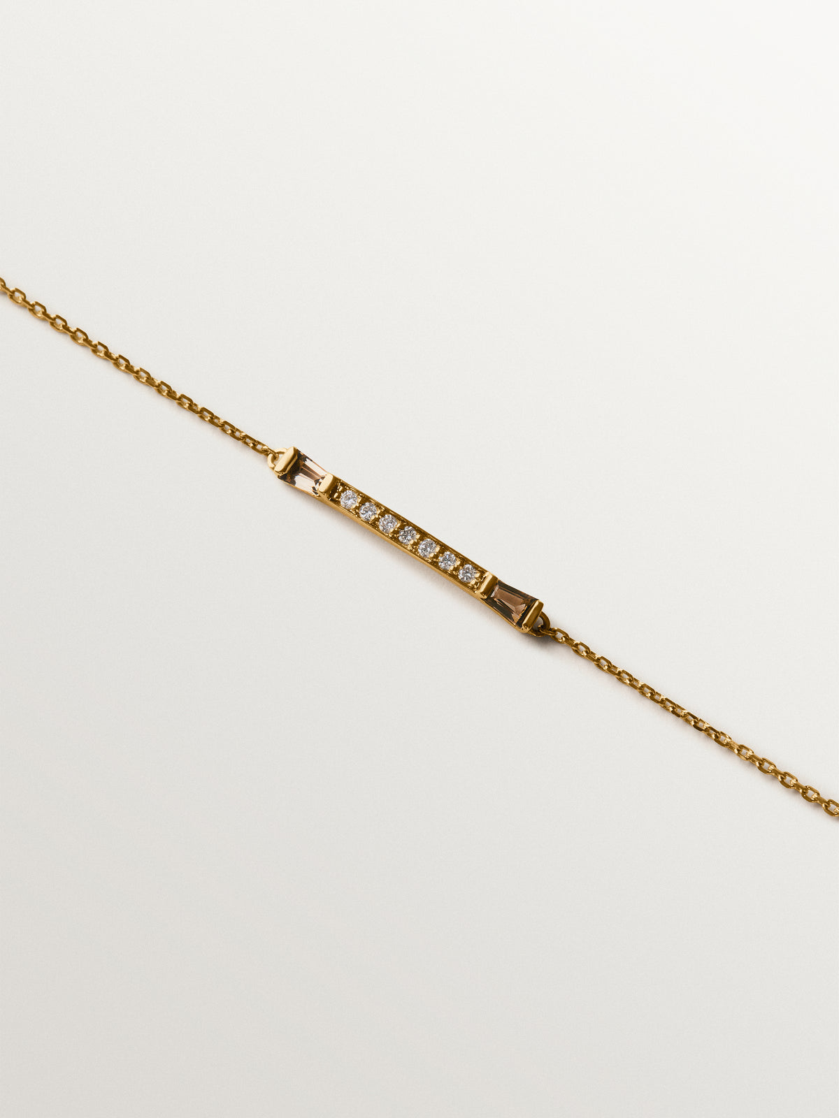 Pulsera de oro amarillo de 9K con diamantes y cuarzos marrones