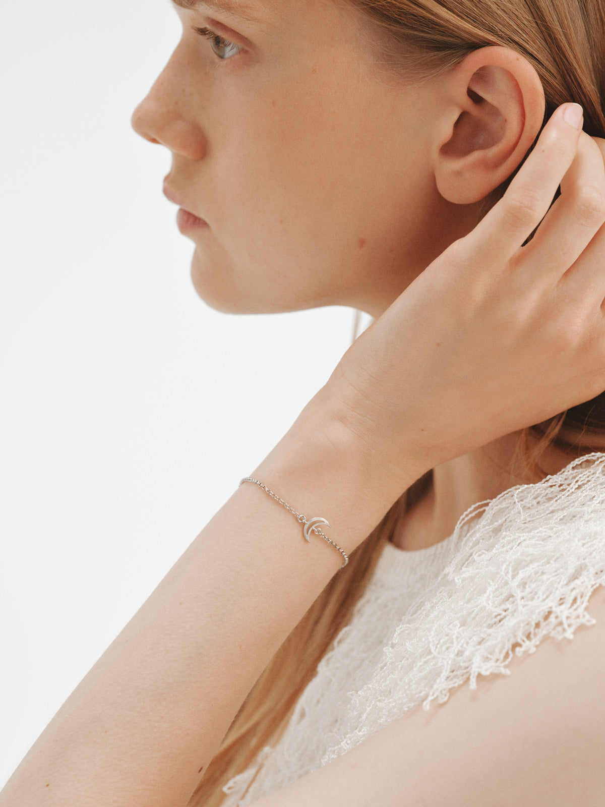Pulsera de plata 925 con forma de luna