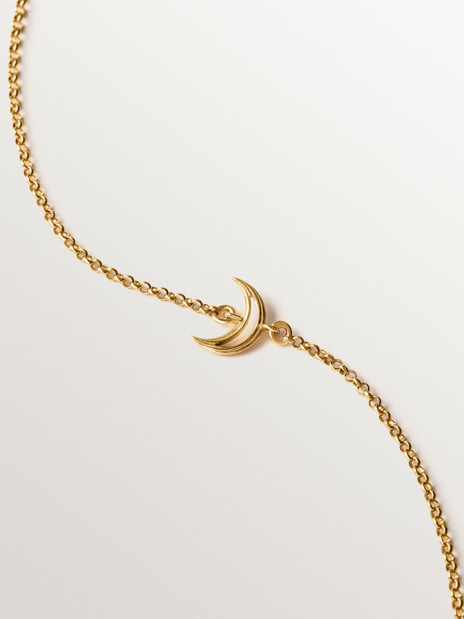 Pulsera de plata 925 bañada en oro amarillo de 18K con forma de luna