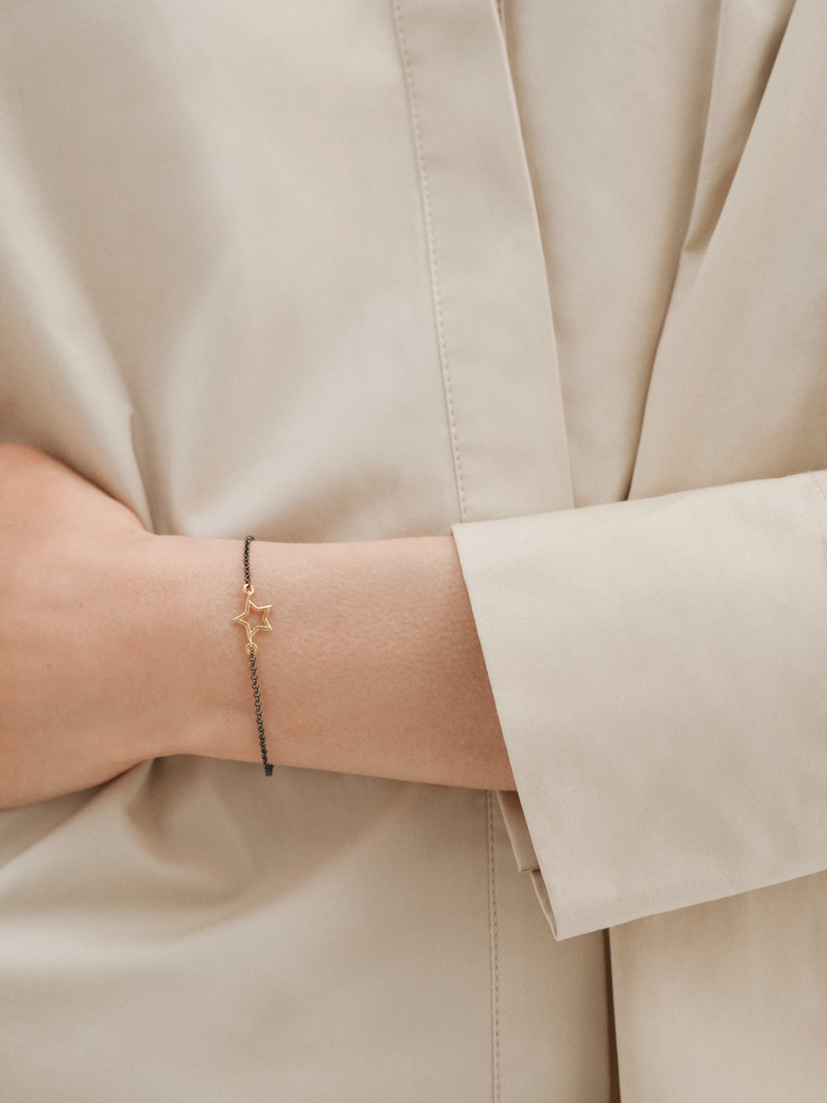 Pulsera bicolor de plata 925 bañada en oro amarillo de 18K con forma de estrella