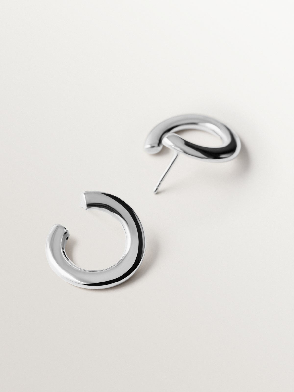 Pendientes de aro de plata 925 con forma irregular