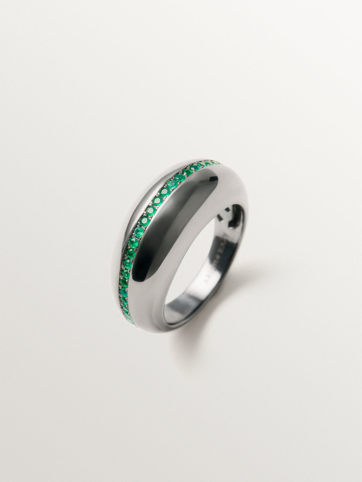 Anillo abomado de plata 925 con onix verde
