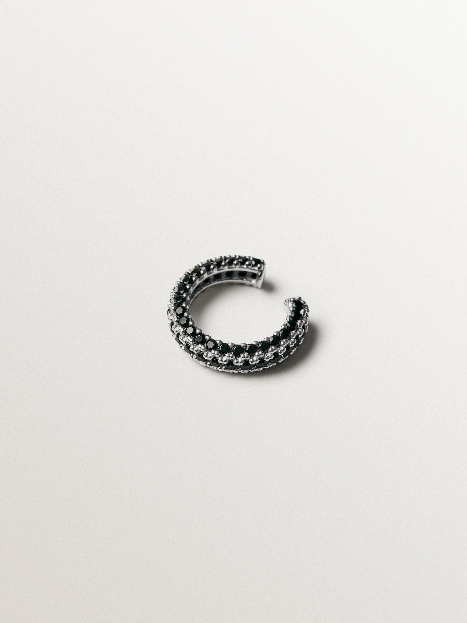 Earcuff de plata 925 con cristales negros