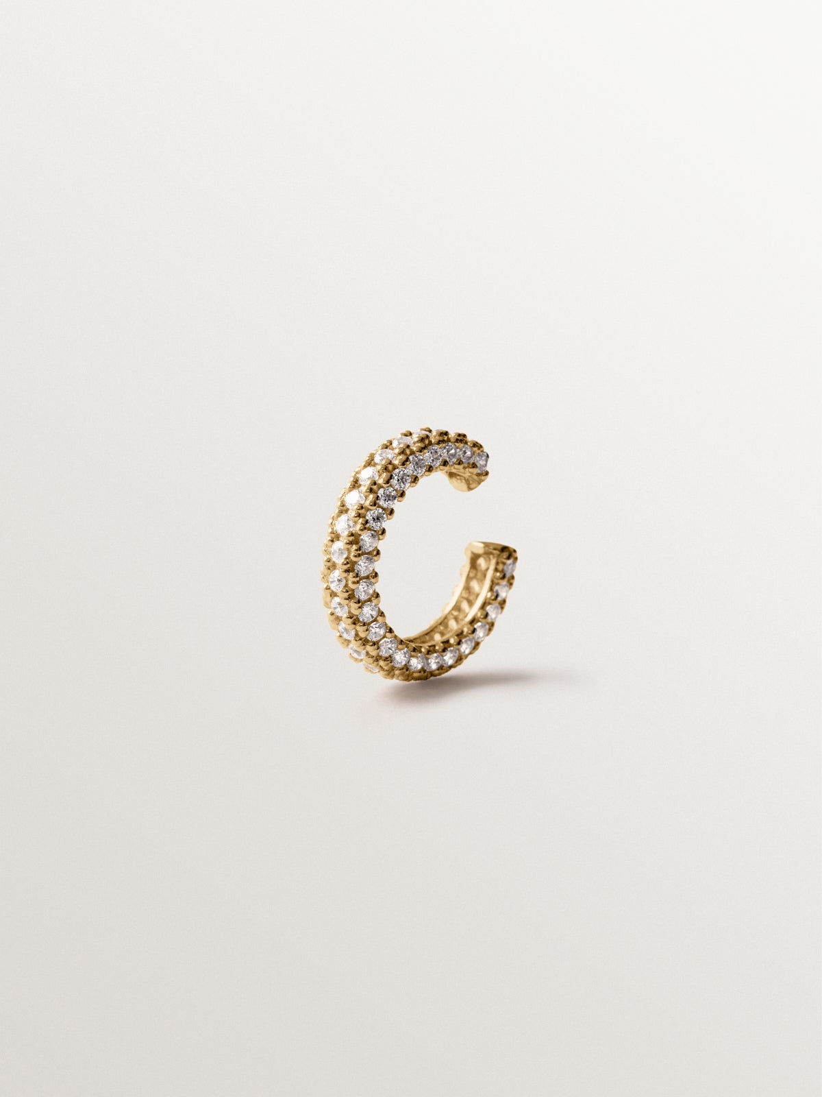 Earcuff de plata 925 bañada en oro amarillo de 18K con cristales