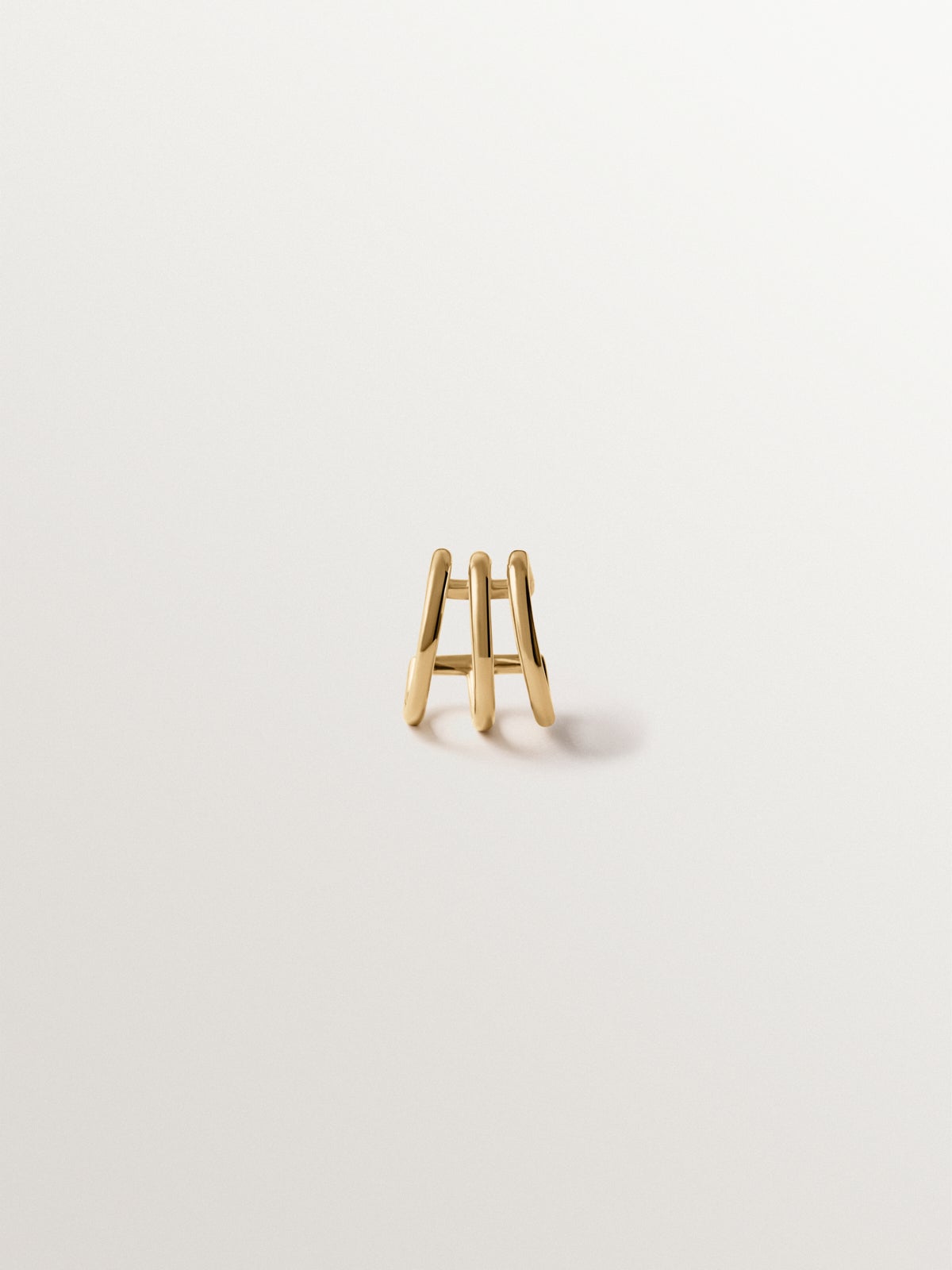 Earcuff triple de plata 925 bañada en oro amarillo de 18K