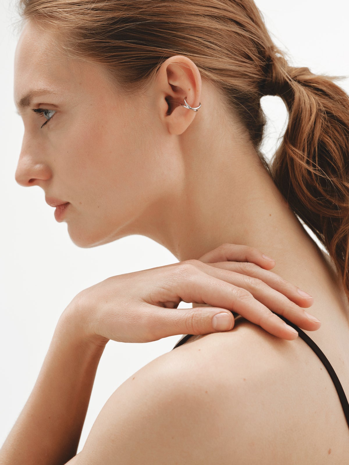 Earcuff cruzado de plata 925