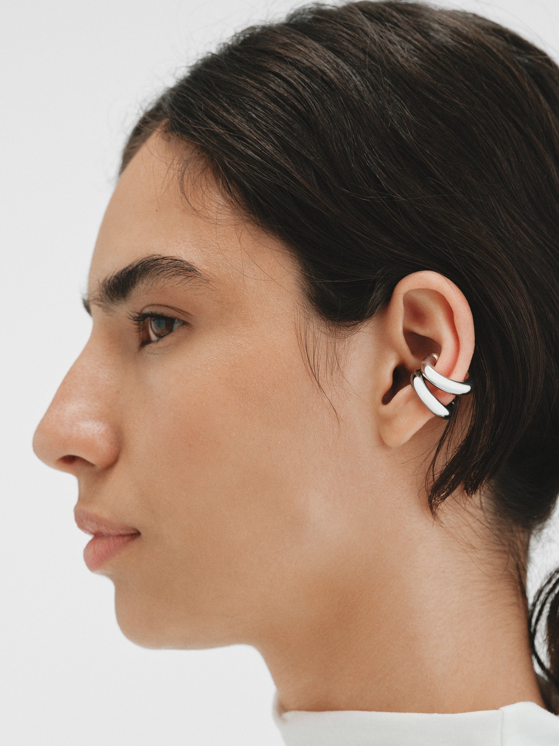 Earcuff grueso de plata 925 con acabado gunmetal
