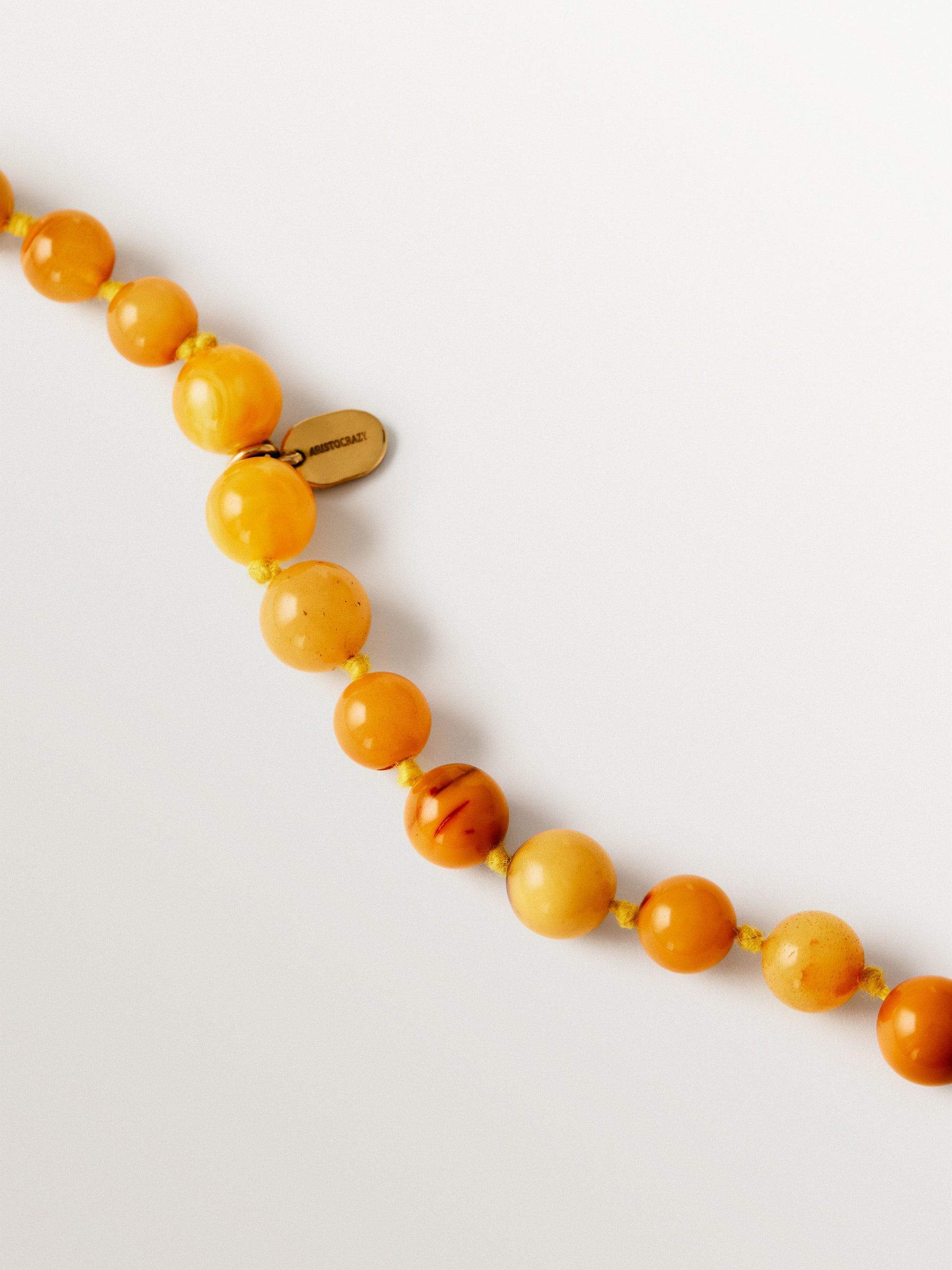 Collar de plata 925 bañada en oro amarillo de 18K con bolitas de ambar amarillo