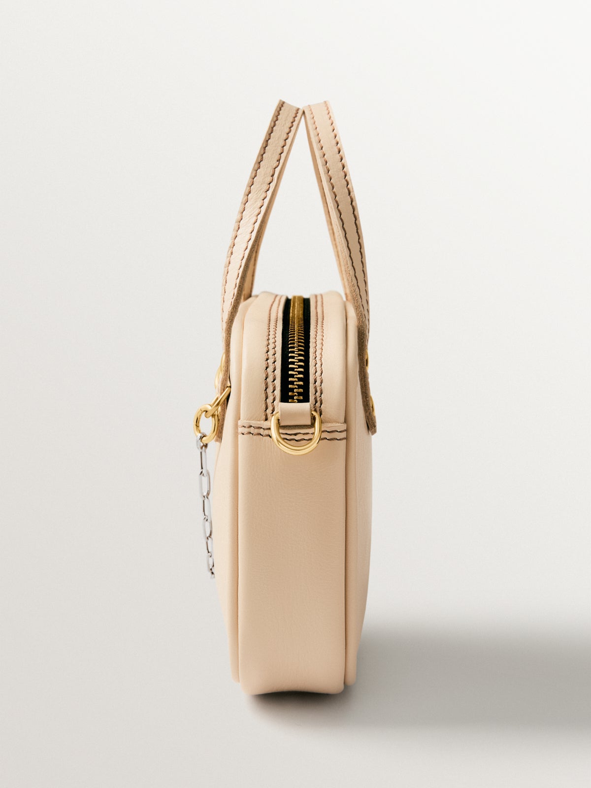 Bolso Sally's Mayo con chain de plata 925 y cierres bañados en oro de 18K