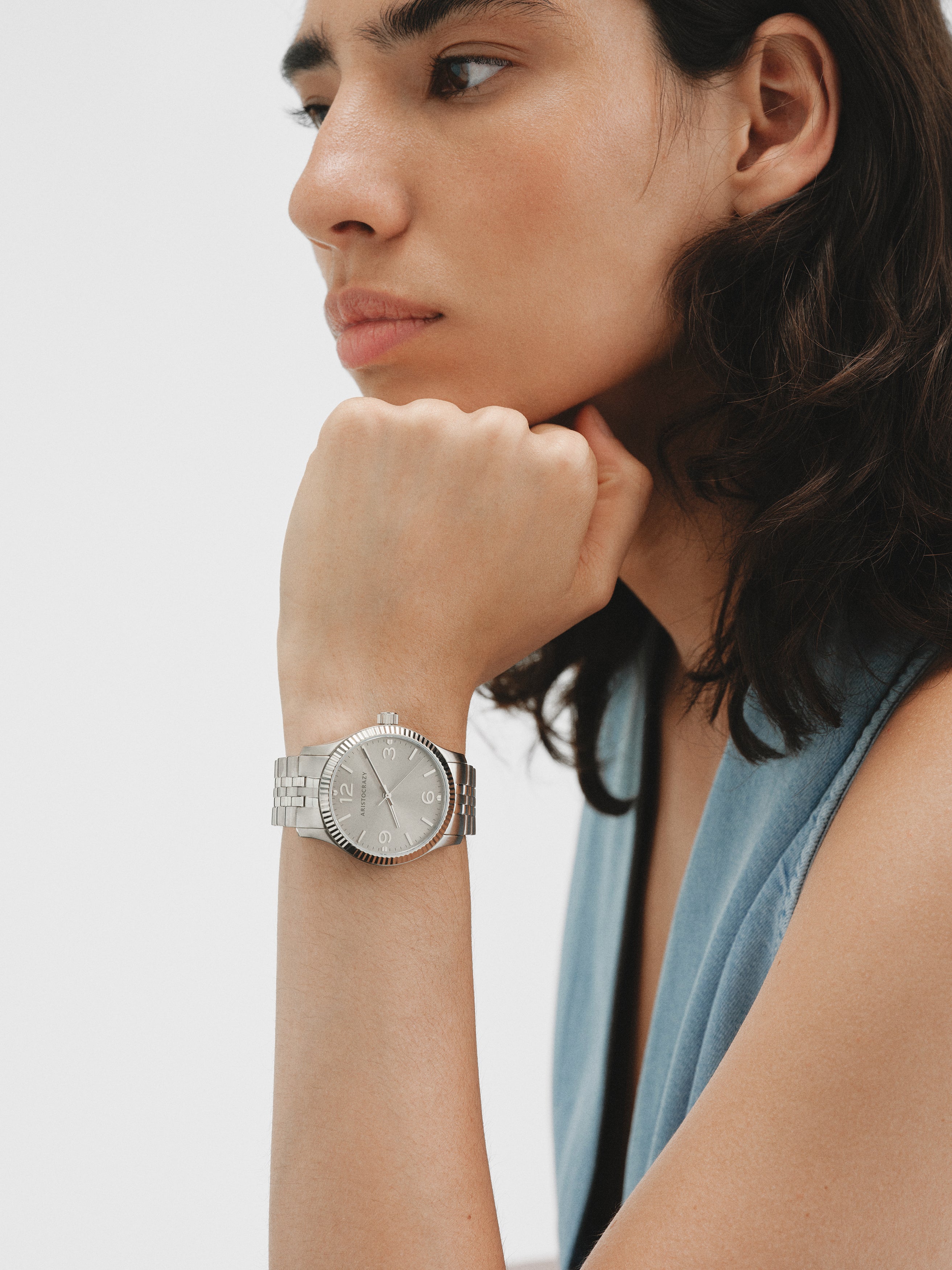 Reloj St. Barth Armis con correa de acero gris y esfera grisácea