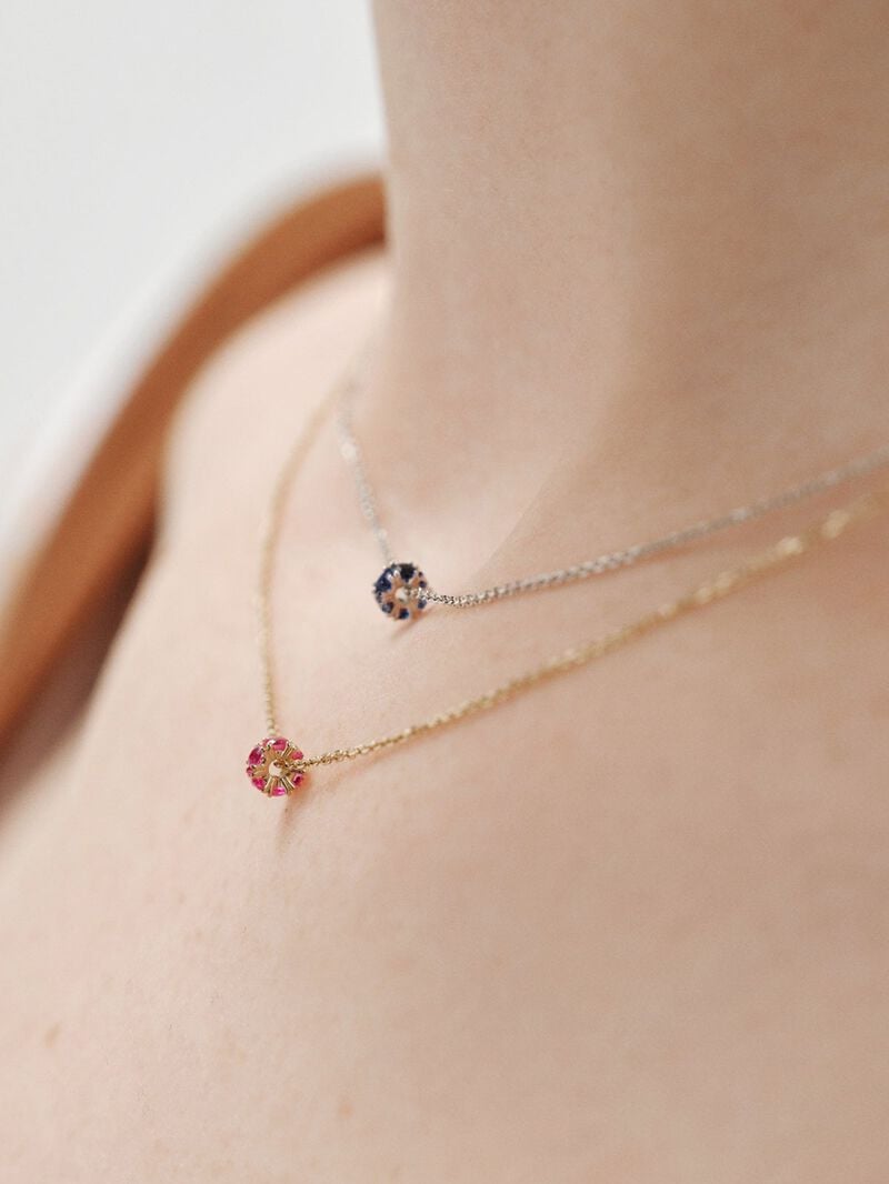 9K yellow gold pendant with rubies and diamonds image number 4