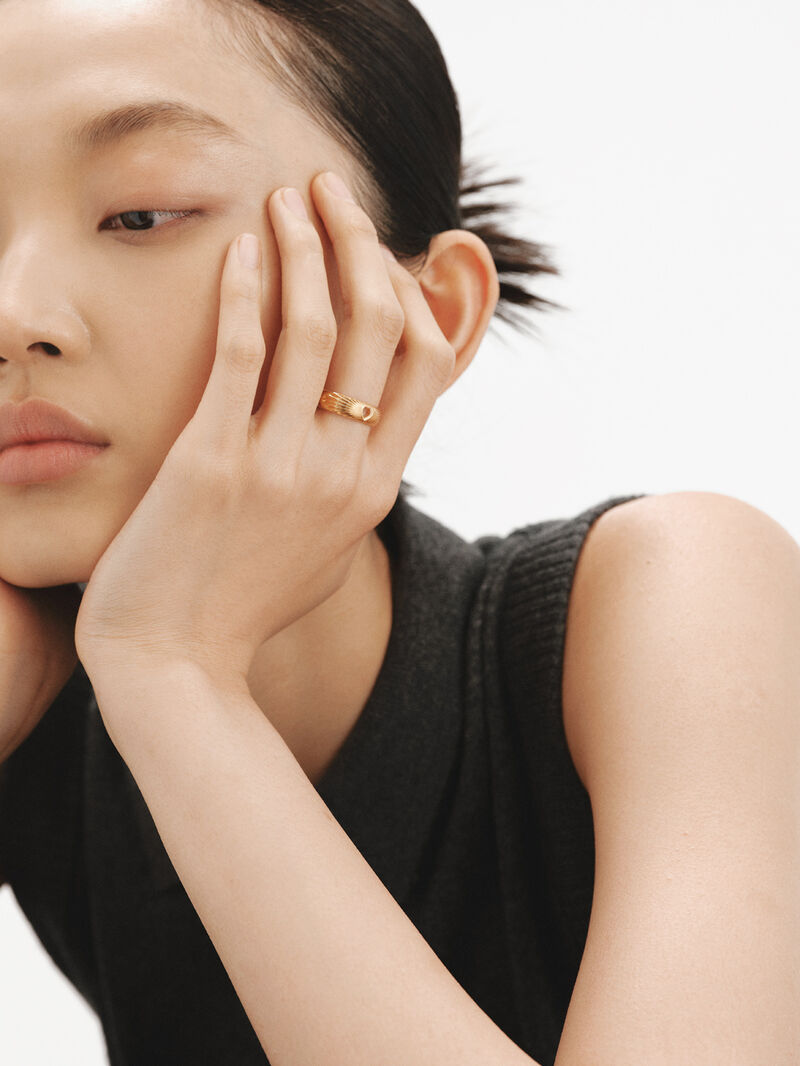 18K yellow gold plated 925 silver ring with heart and guilloché texture image number 3