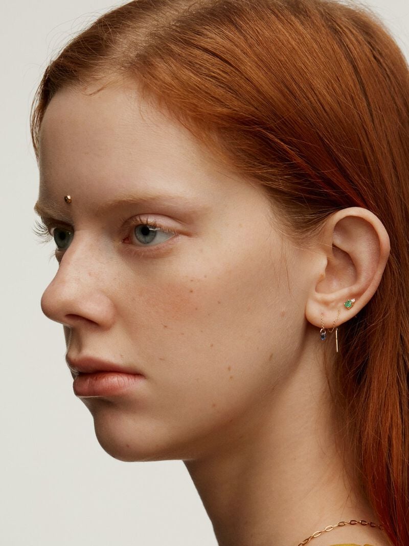 Individual 9K yellow gold earring with emerald and diamond. image number 5
