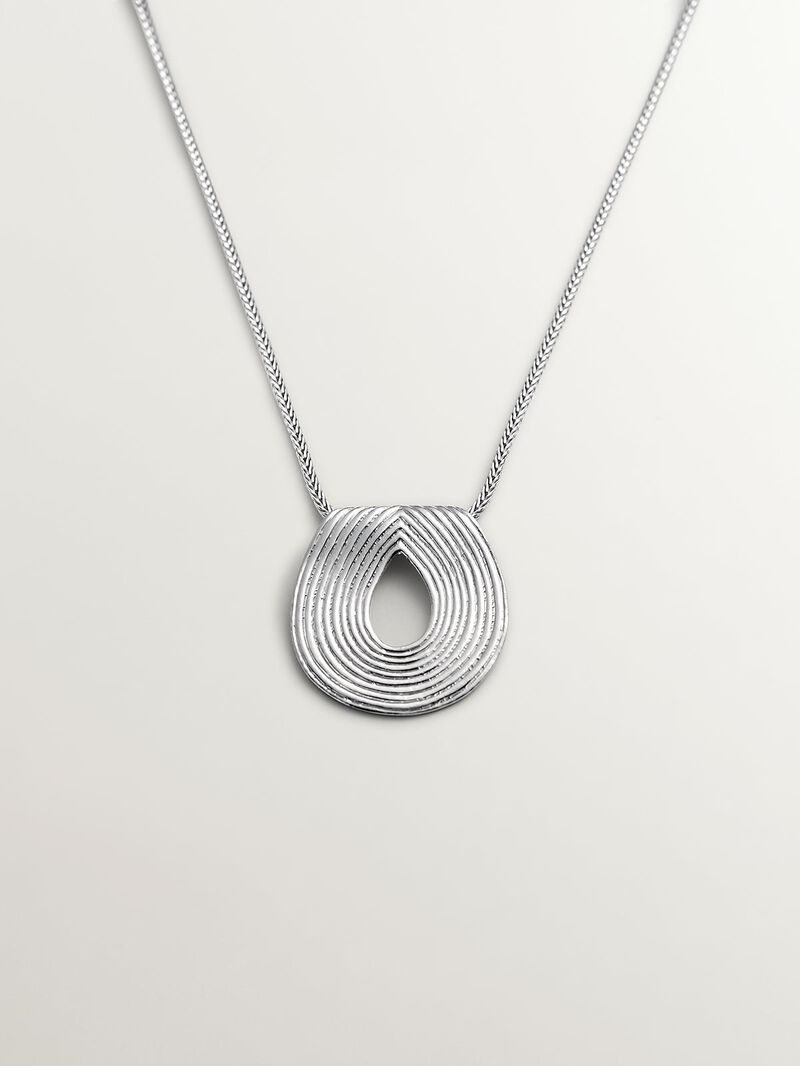 Oval-shaped 925 silver pendant with embossing. image number 0