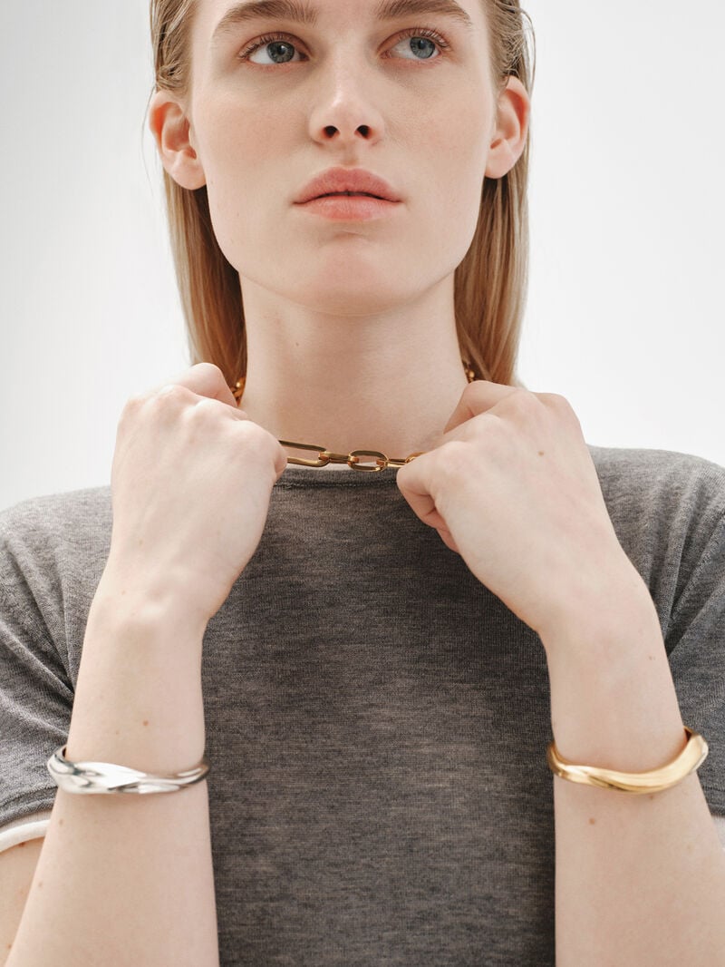 Rigid 18K yellow gold plated 925 silver bracelet with texture image number 5