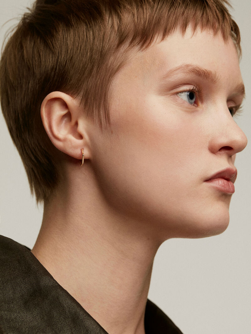 Individual 9K rose gold hoop earring with hexagonal shape. image number 3