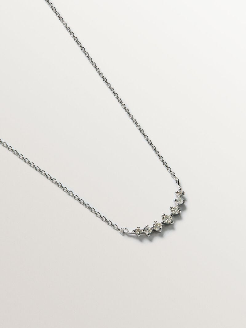 18K white gold necklace with diamonds image number 2