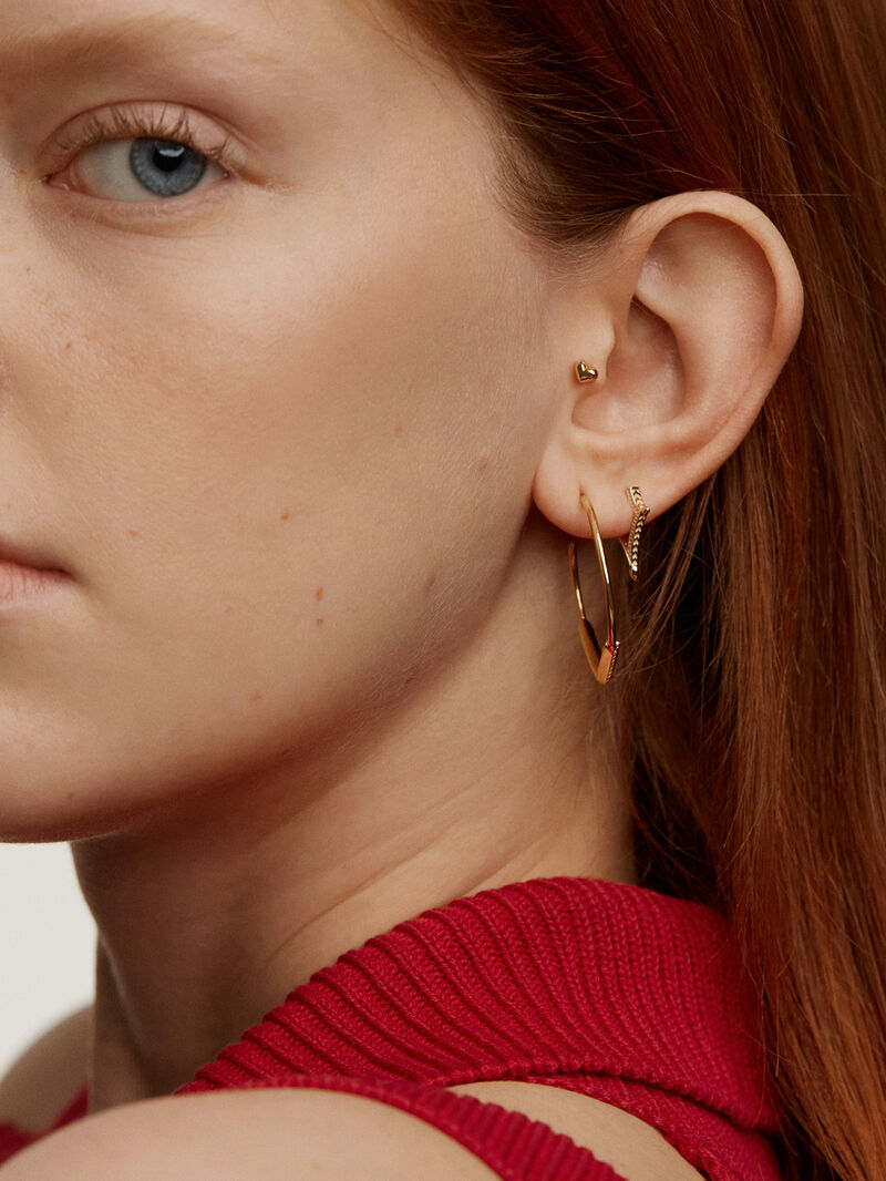 Single 9K yellow gold earring in diamond shape. image number 4
