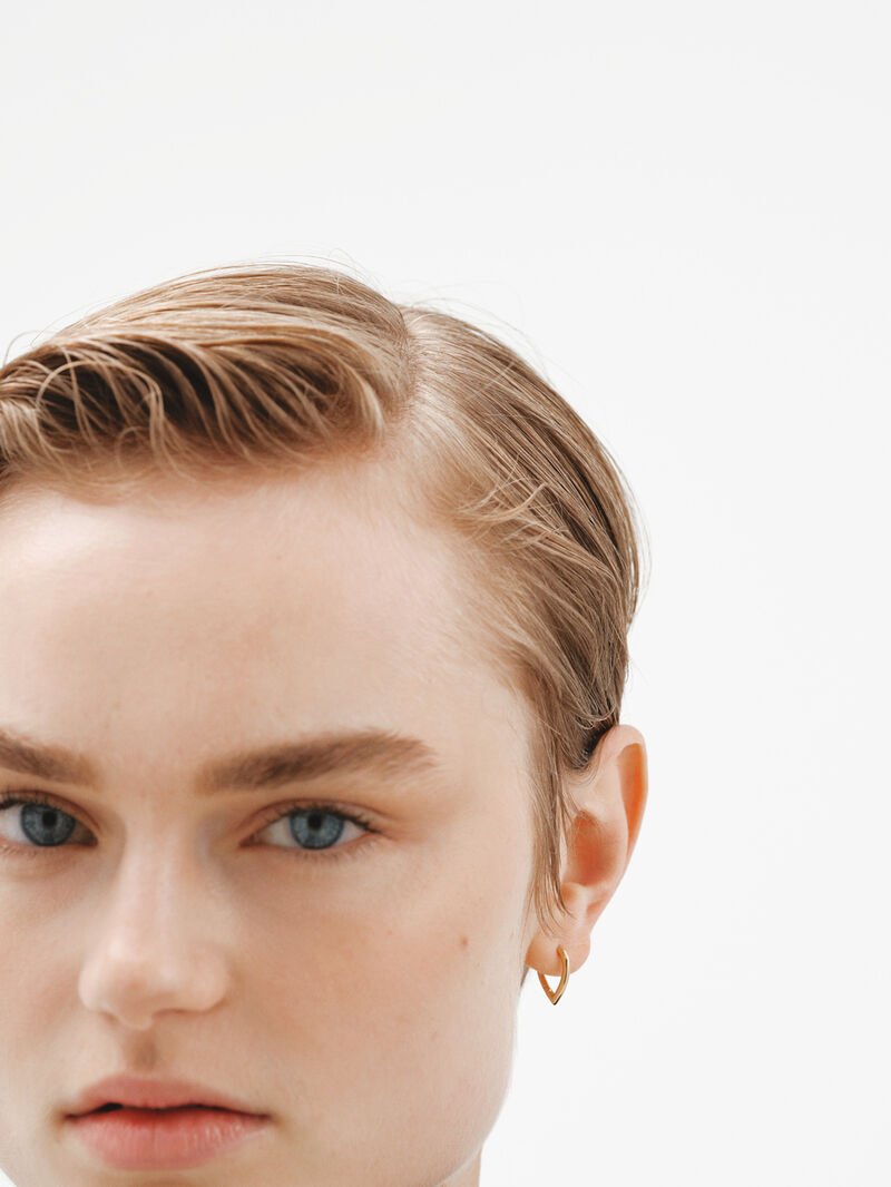 Drop-shaped earrings made of 925 silver coated in 18K yellow gold image number 1