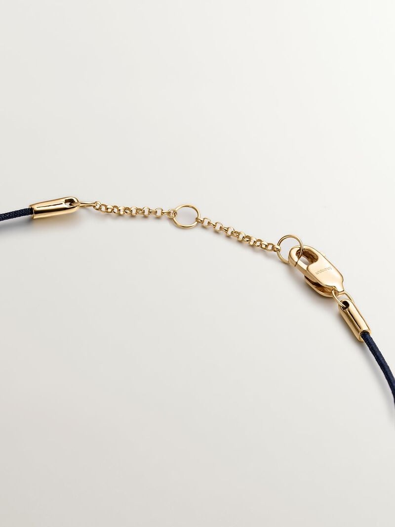 18K Yellow Gold and Thread Bracelet with Diamonds image number 4