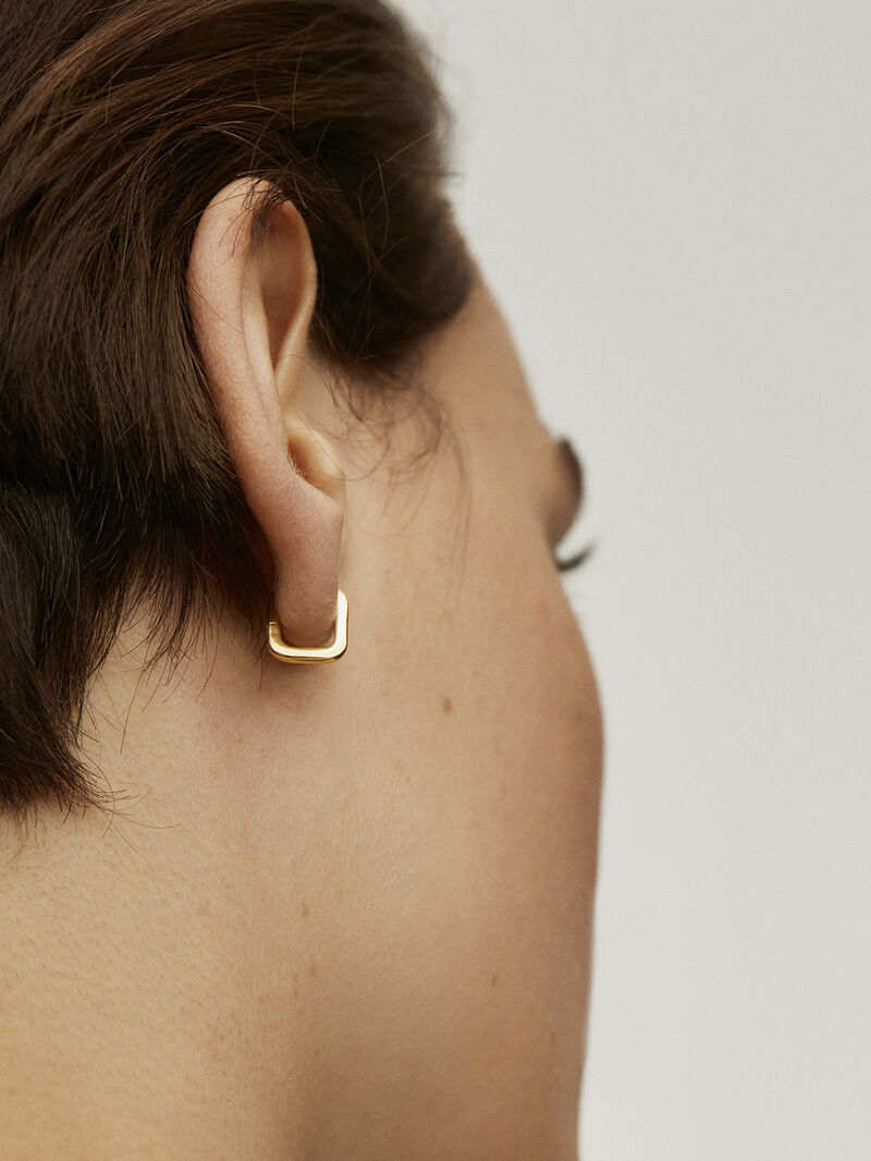 Square hoop earrings in 925 silver bathed in 18K yellow gold image number 2