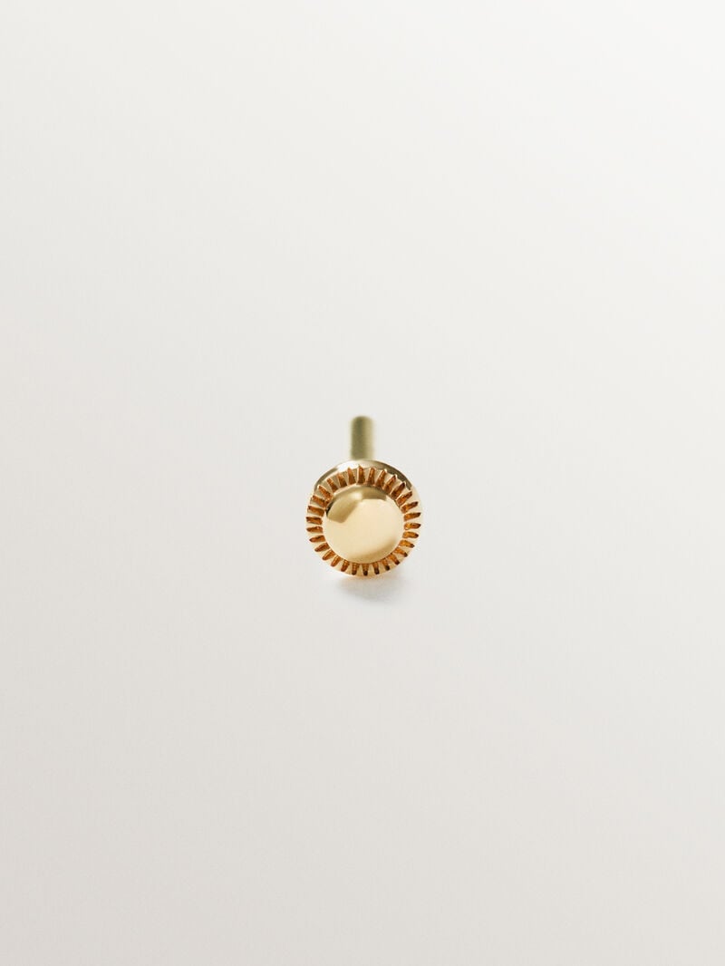 Small 5.5mm yellow gold piercing closure image number 0