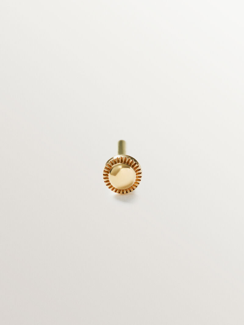 Small 5.5mm yellow gold piercing closure image number 0