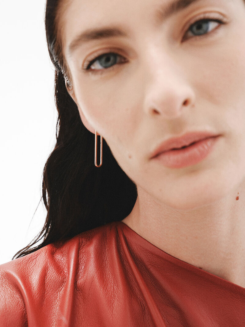 Extra long hoop earrings in 18K rose gold-plated 925 silver image number 1