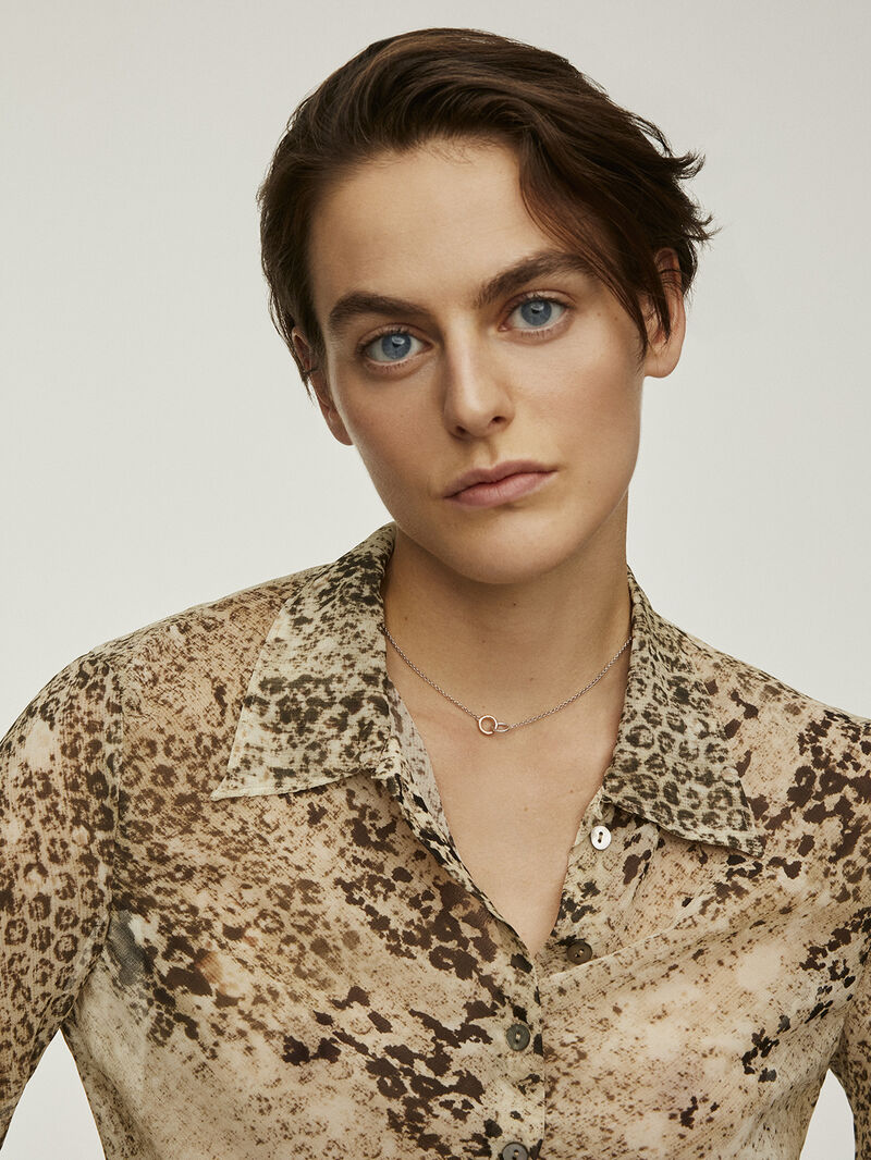 925 Sterling Silver pendant and 925 Sterling Silver pendant coated in 18K rose gold with interlocking circles. image number 3