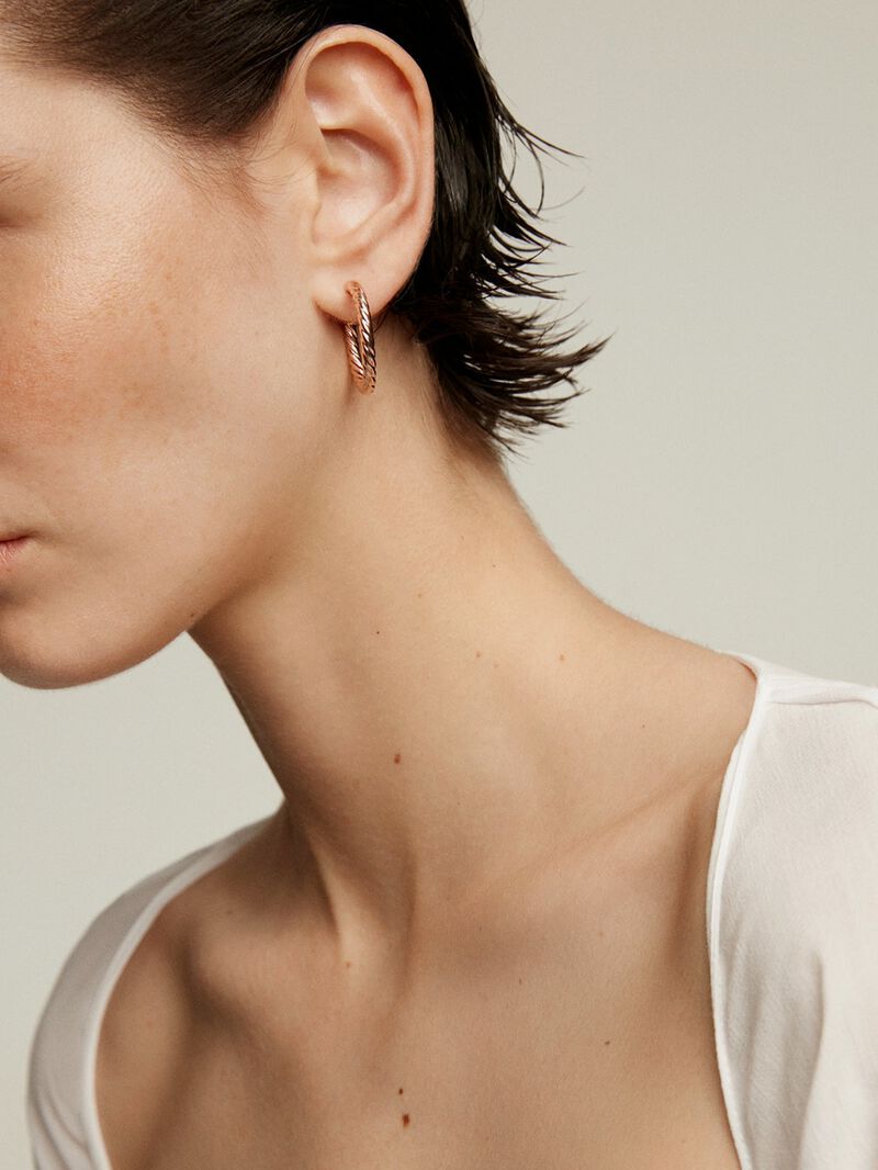 Large hoop earrings made of 925 silver dipped in 18K rose gold with galloned texture image number 3