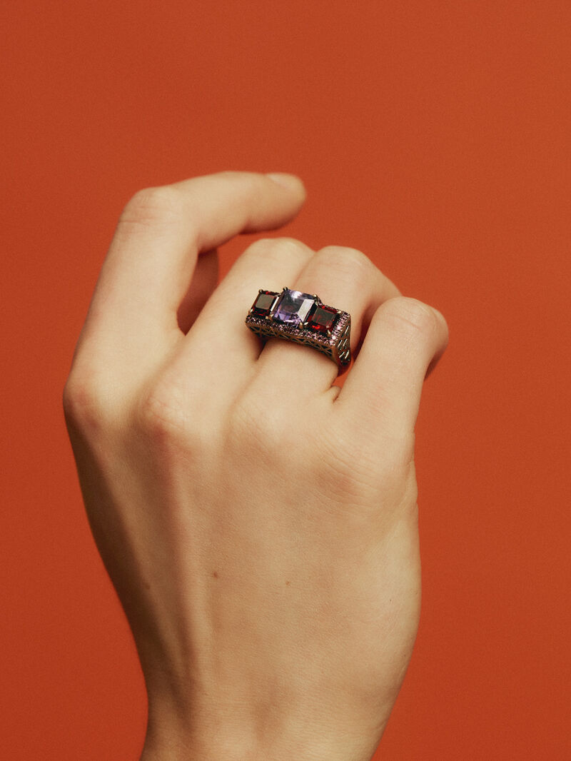 927 Silver ring with purple amethyst, garnets, and purple rhodolites. image number 1