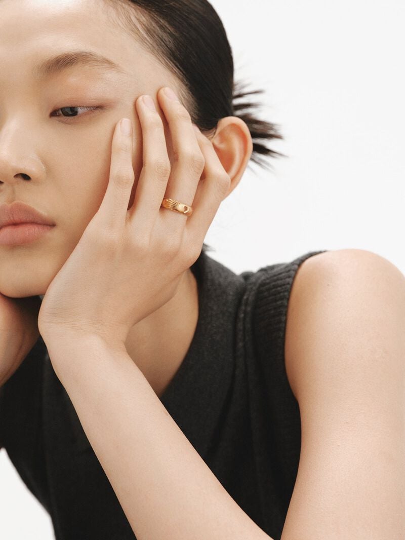 18K yellow gold plated 925 silver ring with heart and guilloché texture image number 3
