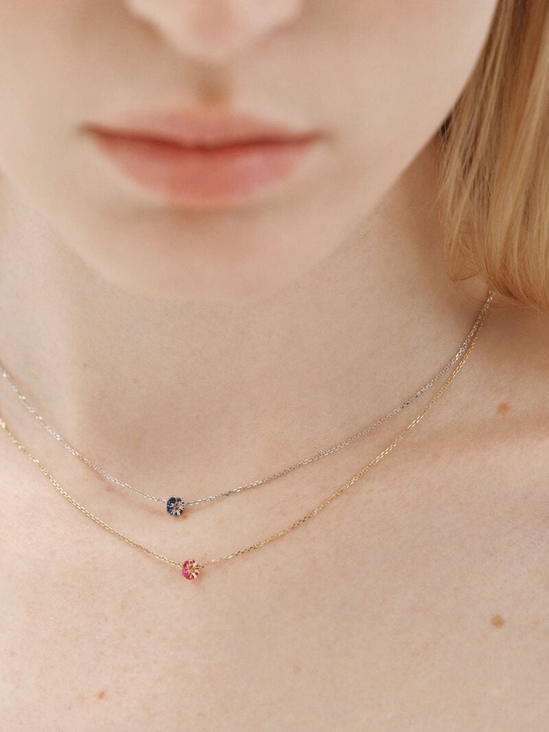 9K white gold pendant with blue sapphires and diamonds image number 4
