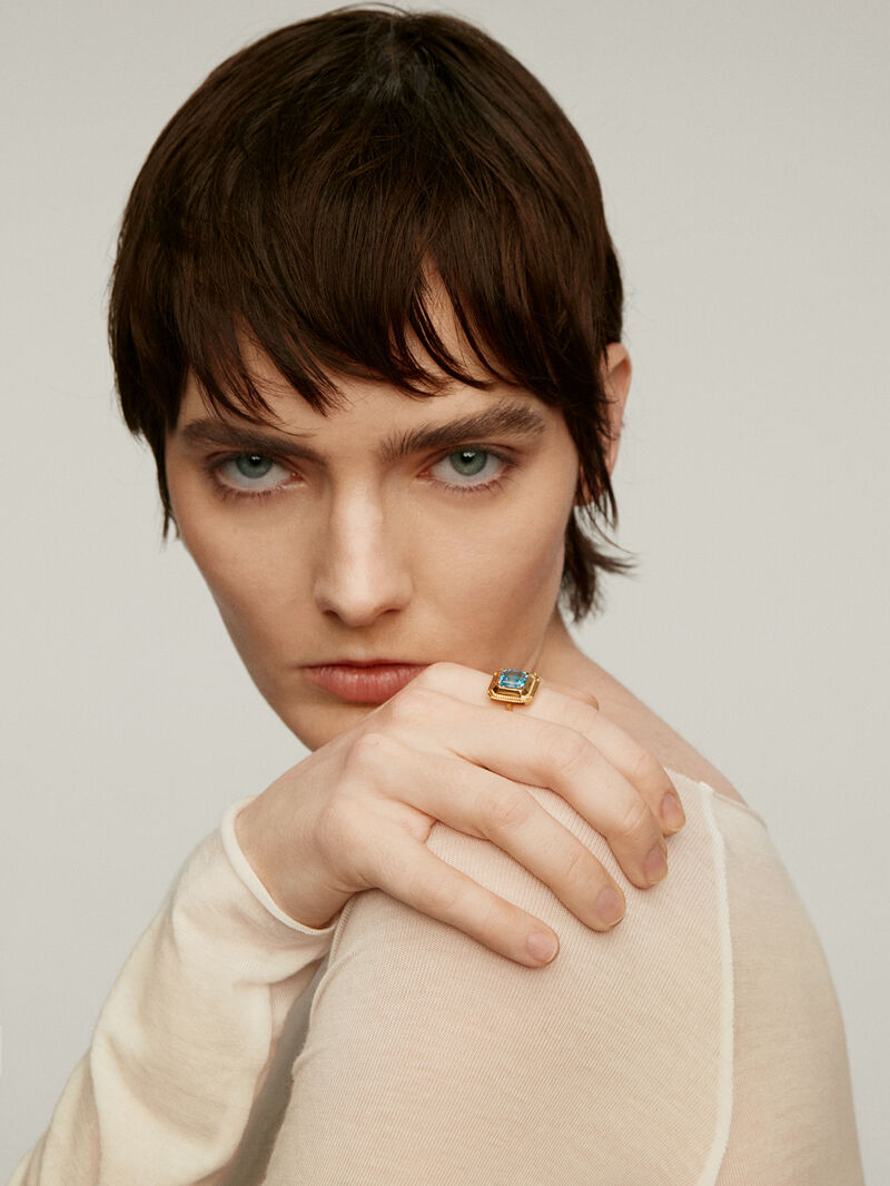 931 Silver ring bathed in 18K yellow gold with Swiss blue topaz image number 3