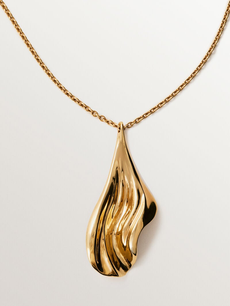 Textured 18K yellow gold plated 925 silver pendant image number 0