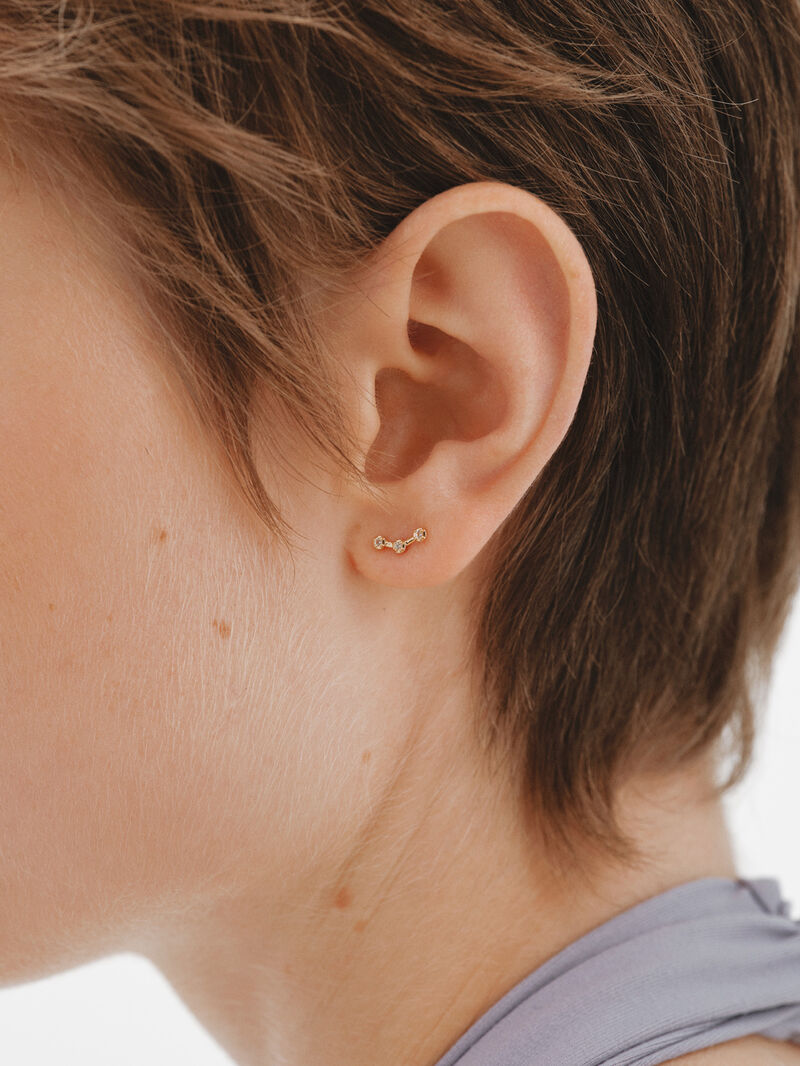 Single climbing earring made of 925 silver coated in 18K yellow gold with white topaz. image number 1