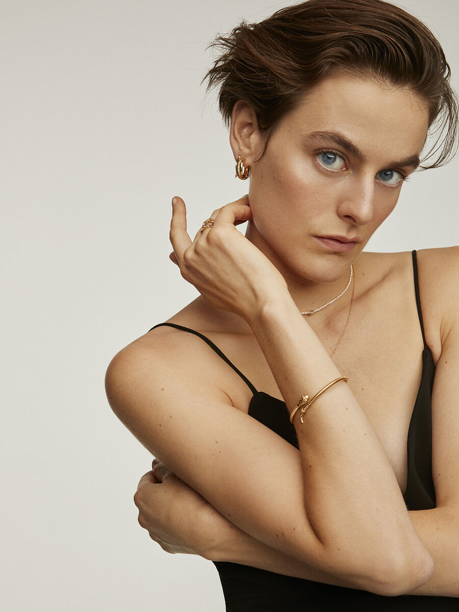 Thin gold plated tubogas snake bracelet, J04290-02, model